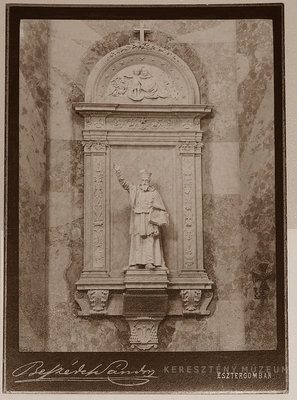 Pázmány Péter szobra az esztergo...