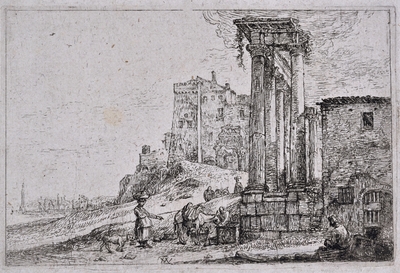 Antik oszlopcsarnok romjai